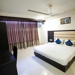 Suryansh Hotel