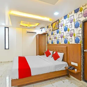 O Akriti Hotel